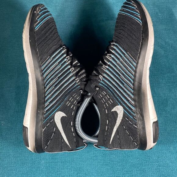 Size 6.5 - Women’s Nike Free Run Flyknit shoes - Picture 5 of 8